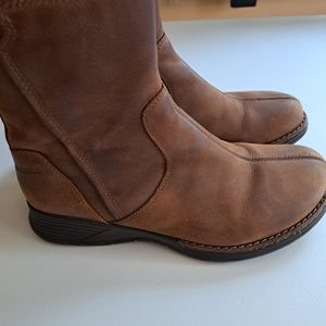 Womens Merrel Boots